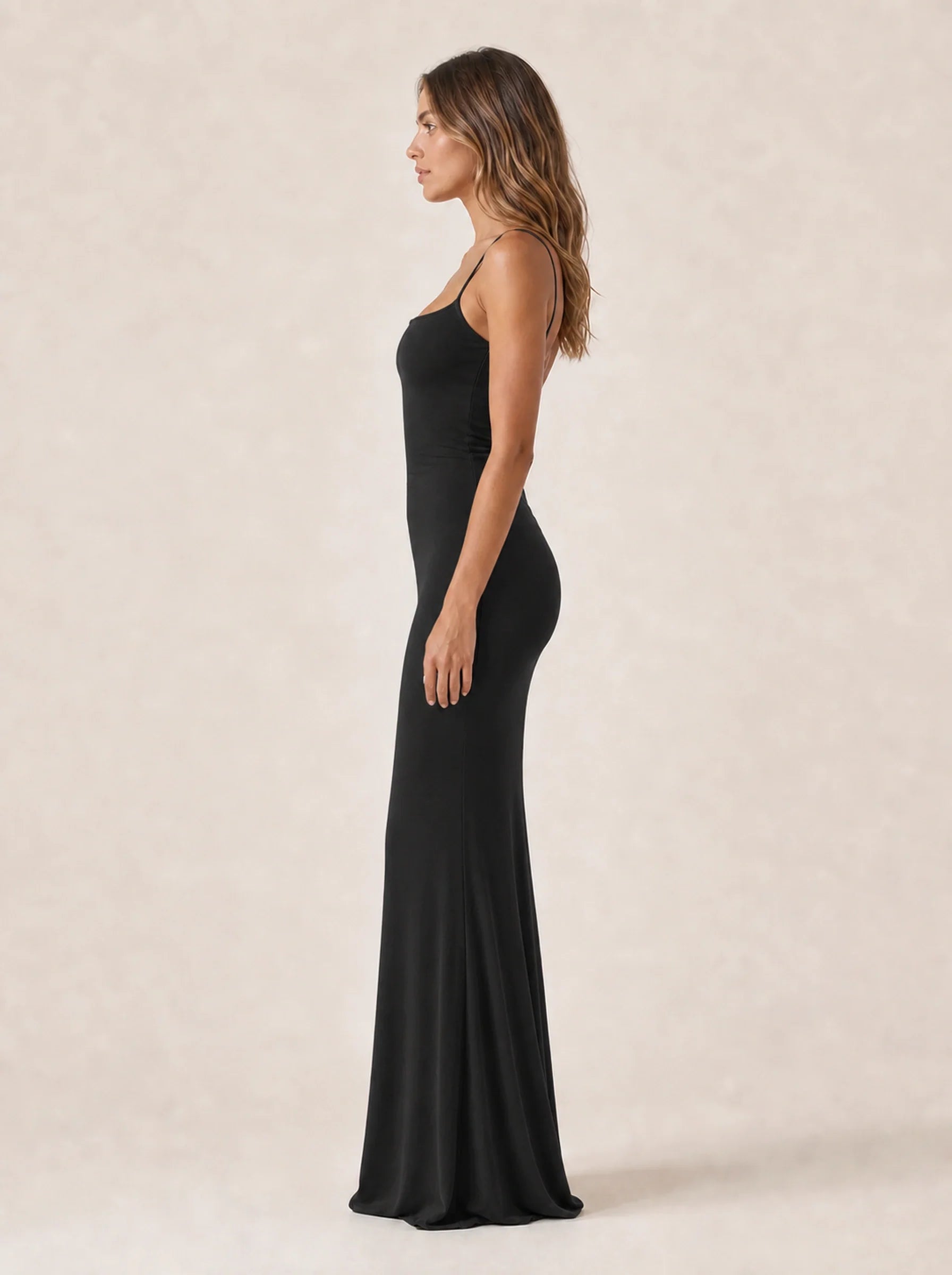 Bodycon Maxi Dress Bianca Rose in black — left profile