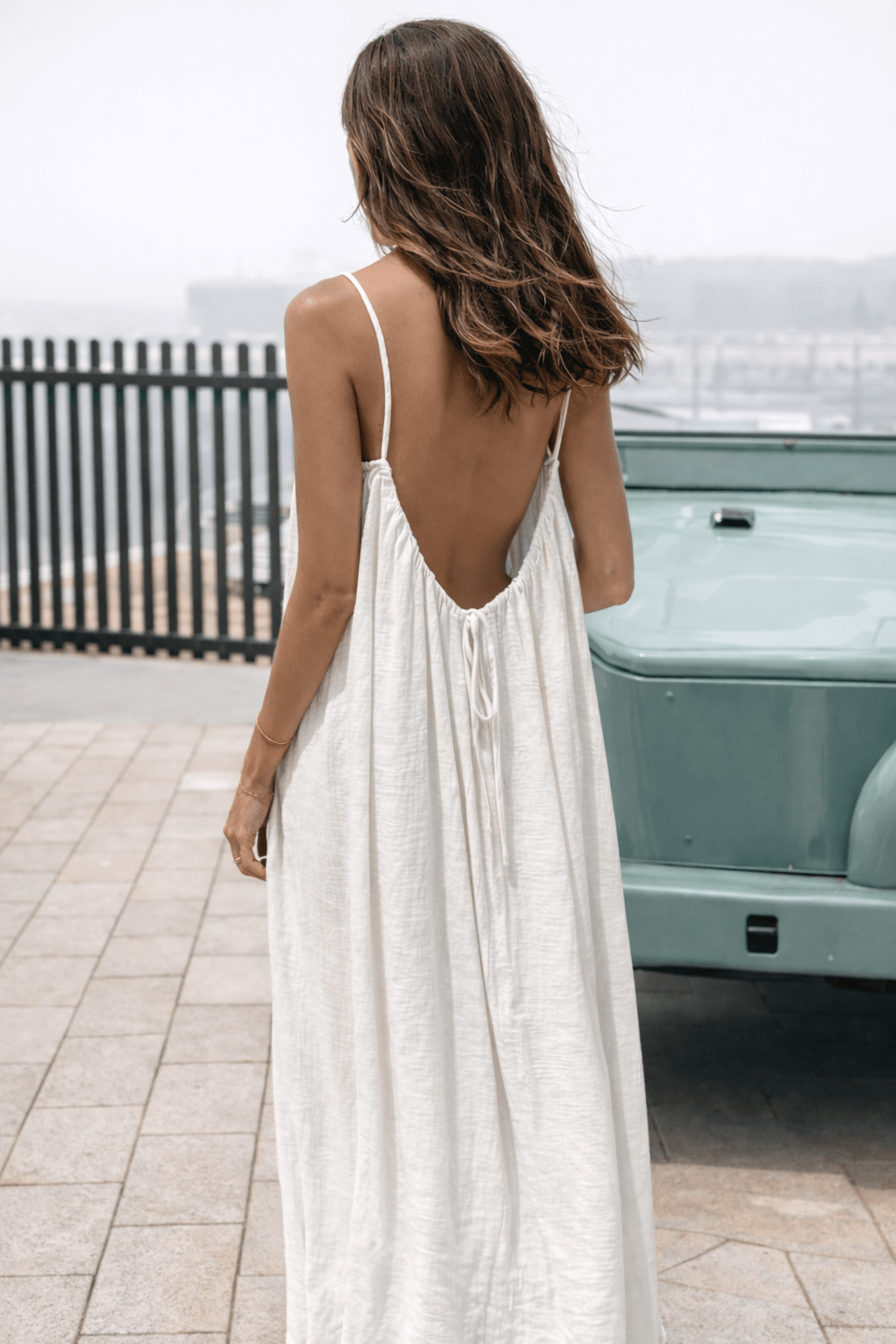 Rückenfreies Maxikleid