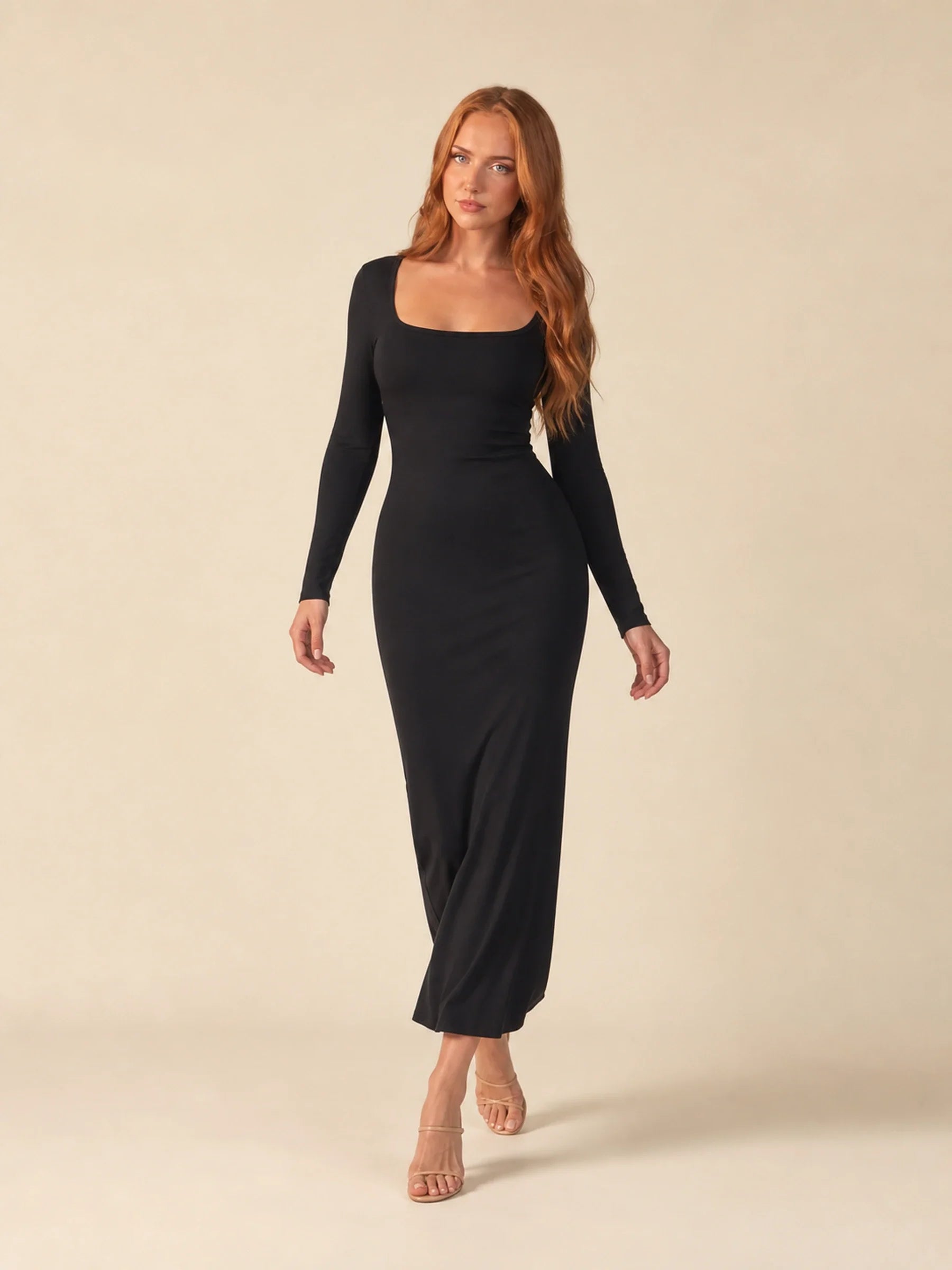 Long Sleeve Bodycon Midi Dress Isolde Rose - Black - walking